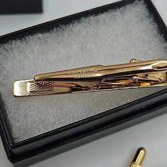 Christian Dior CD Logo Bullet Back Gold and Silver Tone Cufflinks with Tie bar - Picture 5 of 5